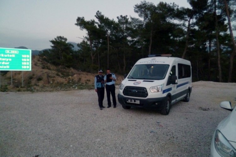 Muğla'da zabıta tarafından kayıt dışı ile m&uuml;cadele denetimi