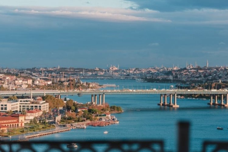 İstanbul'da iki il&ccedil;eye otomobille giriş &uuml;cretli olacak