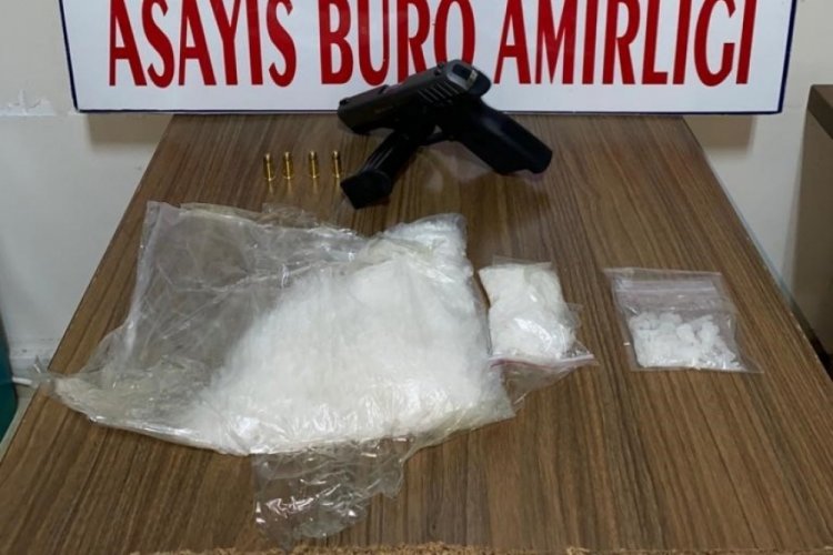 Bursa Karacabey'de uyuşturucu operasyonu: 28 g&ouml;zaltı