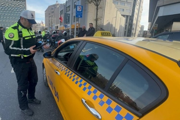 İstanbul'da taksicilere y&ouml;nelik denetimi yapıldı