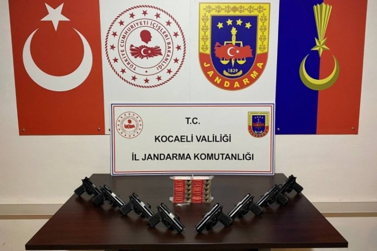 Kocaeli'de silah ka&ccedil;ak&ccedil;ılığı operasyonu! 2 zanlı tutuklandı