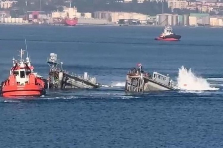 Denizde can pazarı! Y&uuml;zer havuzdan suya atladılar