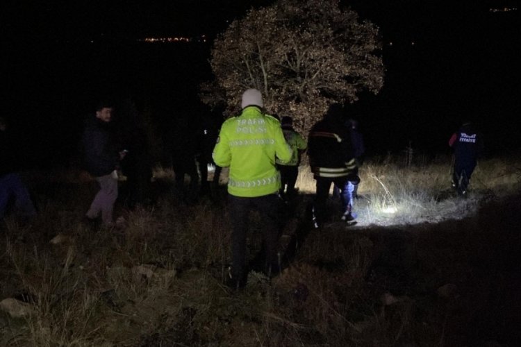 Yozgat'ta kamyonet devrildi! 1 &ouml;l&uuml;, 3 yaralı