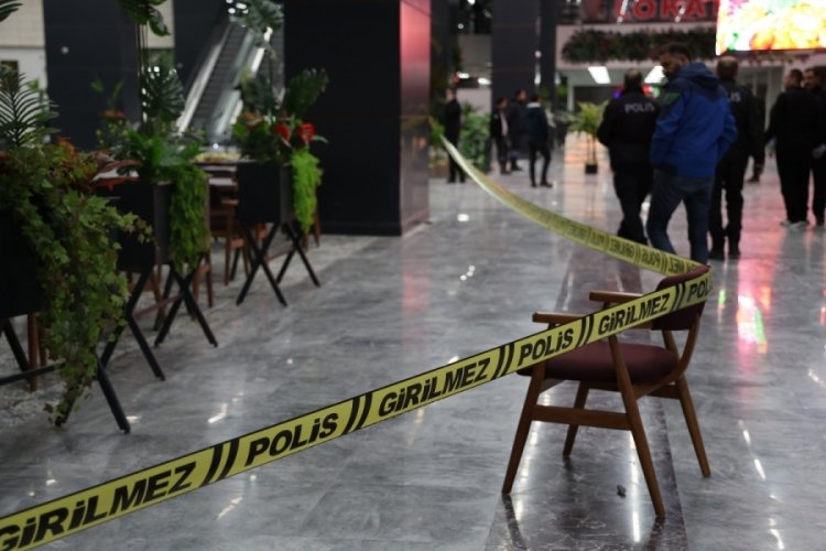 Elazığ'da iki grup arasında silahlı kavga &ccedil;ıktı! 2 yaralı