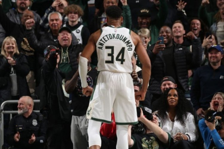 Antetokounmpo kariyer ve kul&uuml;p rekoru kırdı!