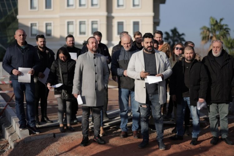 Osmangazi Belediyesi'nin nikah dairesi ihalesine Bursa fotoğraf&ccedil;ı esnafından tepki