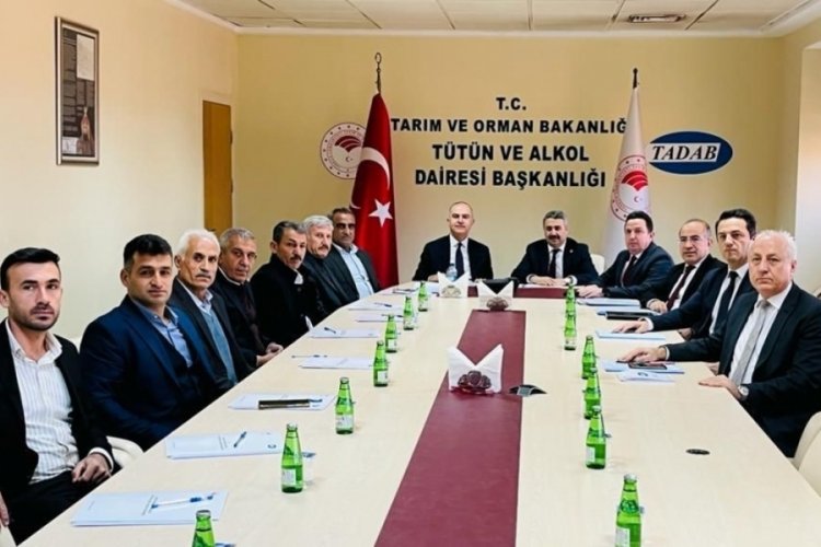 T&uuml;t&uuml;n &uuml;reticilerinin problemleri masaya yatırıldı