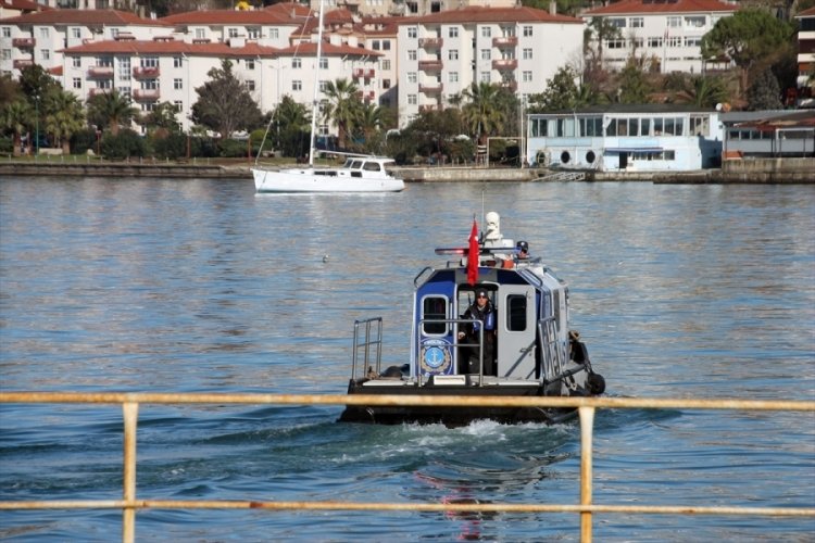 Zonguldak'ta batan geminin kayıp 7 personelini arama &ccedil;alışmaları s&uuml;r&uuml;yor