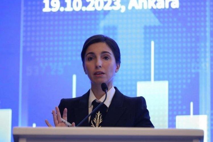 Hafize Gaye Erkan'dan T&uuml;rk Lirası mesajı!