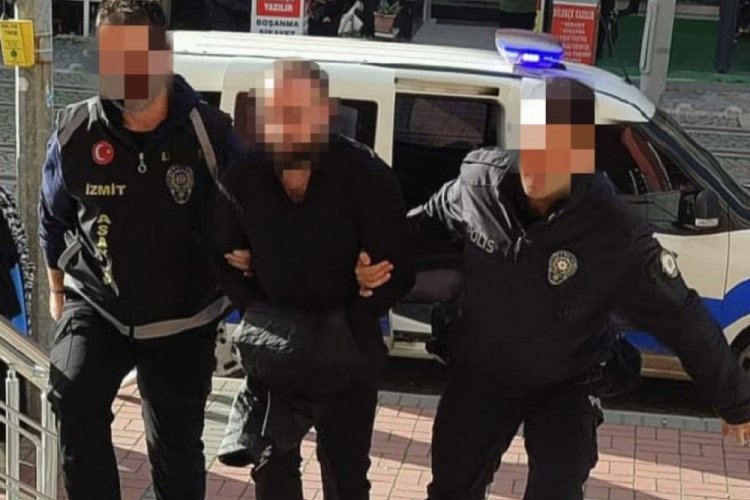 Kocaeli'nde husumetlisini kıraathanede vurmuştu, su&ccedil; aletiyle yakalandı