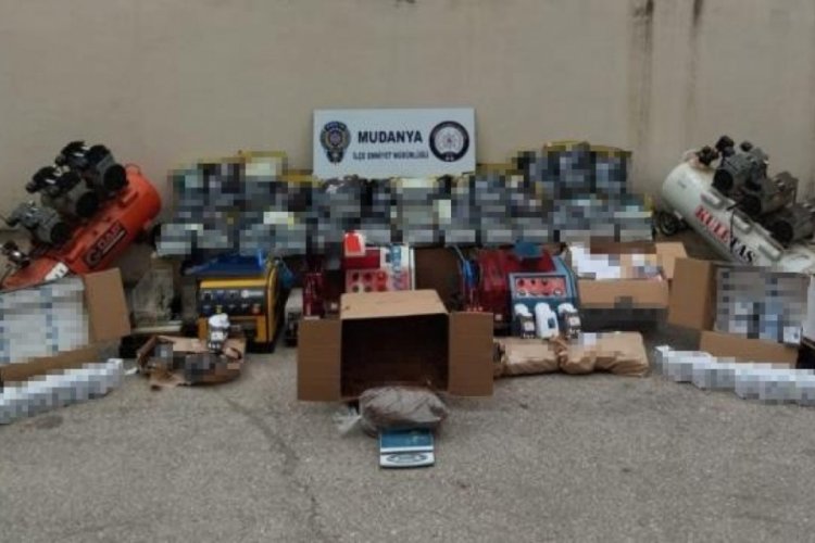 Bursa'da ka&ccedil;ak t&uuml;t&uuml;n ele ge&ccedil;irildi