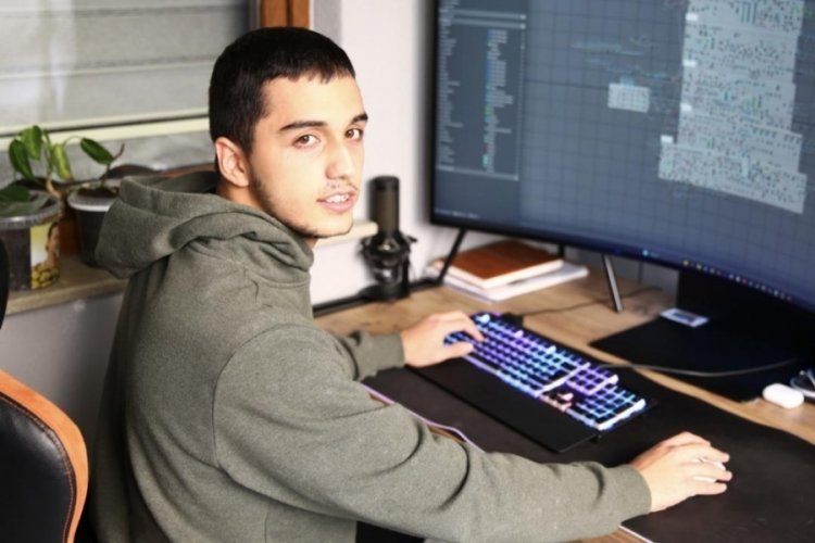 Giresun'da iki kardeş KOSGEB desteğiyle bilgisayar oyunu geliştirdi