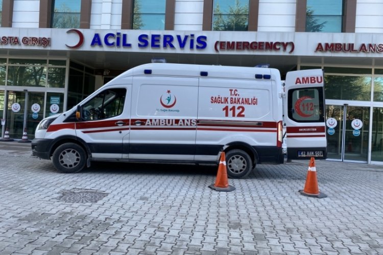 Elektrik testereye elini kaptıran iş&ccedil;inin parmakları koptu