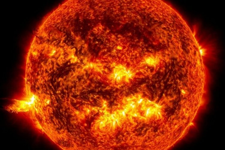 Son 6 yılın en b&uuml;y&uuml;k G&uuml;neş patlaması yaşandı