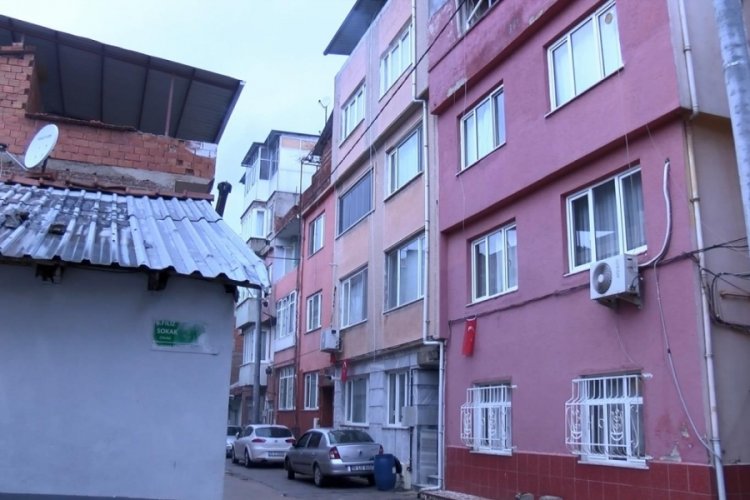 Sevgilisi yaralı haldeyken 21 g&uuml;n boyunca cinsel saldırıda bulundu!
