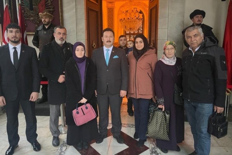 BBP Osmangazi İl&ccedil;e Başkanı Mahmut Yayla'dan Osmangazi T&uuml;rbesine ziyaret