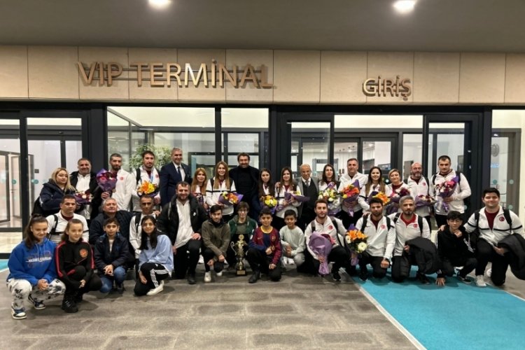 Golbol Milli Takım kafilesi İstanbul'a geldi