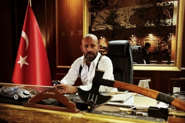 İYİ Partili S&uuml;er'den sert &ccedil;ıkış! Mevzu makamsa hepiniz &ouml;l&uuml;n
