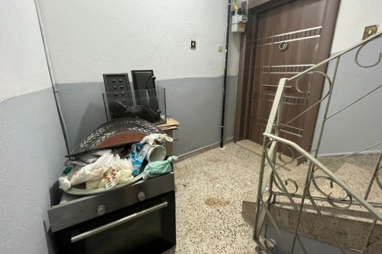 Bursa'da sevgilisini vurup cinsel saldırıda bulunmuştu! Kurşun delikleri olan yastık bulundu