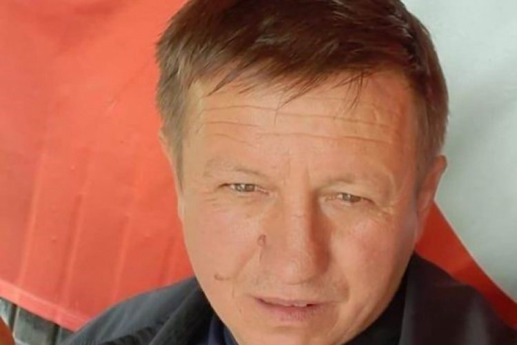 Konya'da anten tamir etmek i&ccedil;in &ccedil;ıktığı &ccedil;atıdan d&uuml;şen itfaiyeci hayatını kaybetti