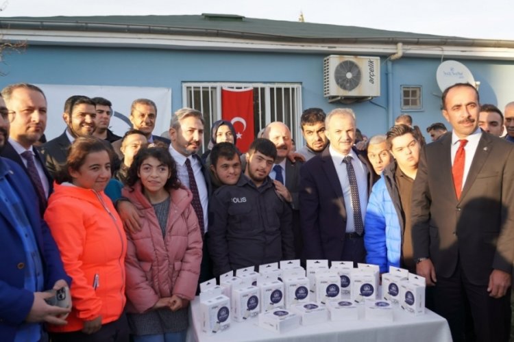 Alzheimer hastaları &uuml;retilen cihazla takip edilebilecek