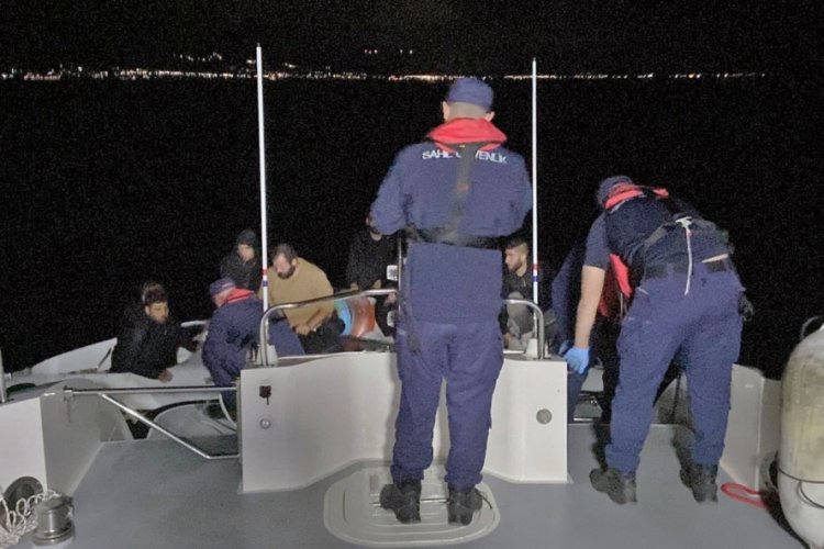 Muğla Dat&ccedil;a'da 20 d&uuml;zensiz g&ouml;&ccedil;men yakalandı