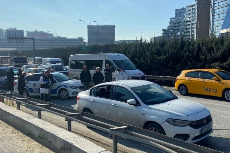 İstanbul'da film gibi soygun!