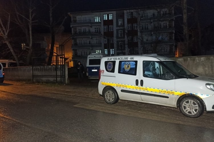 Bursa'da anneannesinde kalan eşini ikna edip eve getirerek &ouml;ld&uuml;rm&uuml;ş!