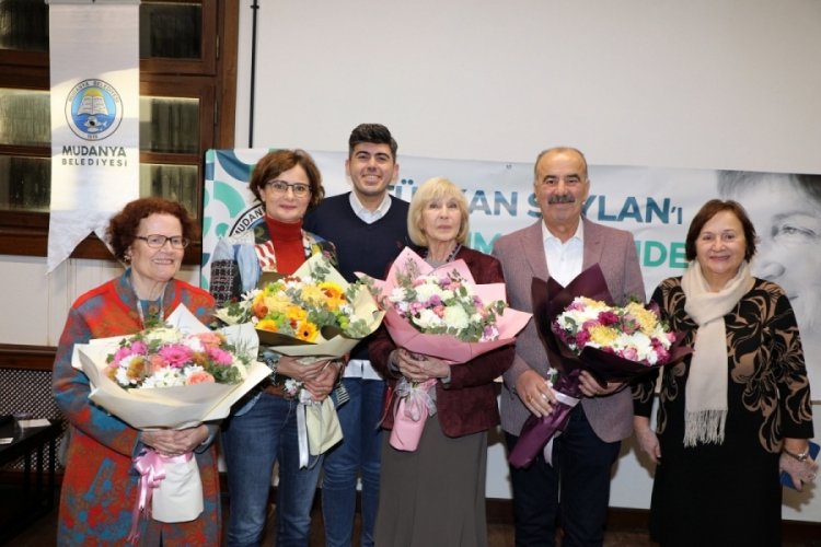 Bursa'da Prof. Dr. T&uuml;rkan Saylan anıldı