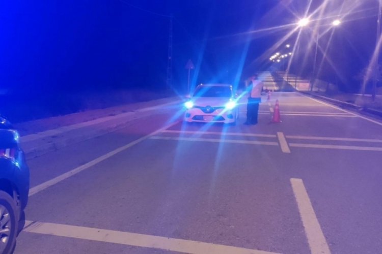 Uludağ'da drift yapan s&uuml;r&uuml;c&uuml;lere ceza yağdı