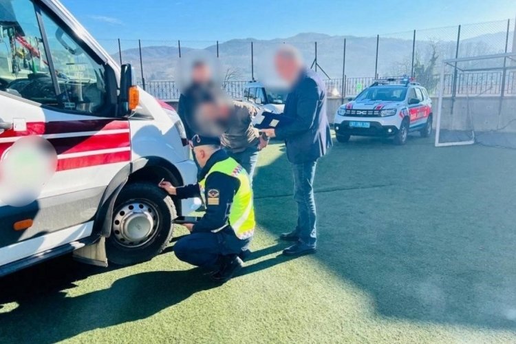 Zonguldak'ta okul servis ara&ccedil;ları denetlendi
