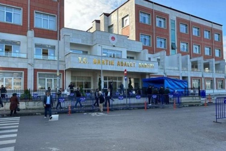 Cinsel istismarda bulunduğu &ccedil;ocuğa 'Seninle b&uuml;y&uuml;y&uuml;nce evleneceğim' dedi!