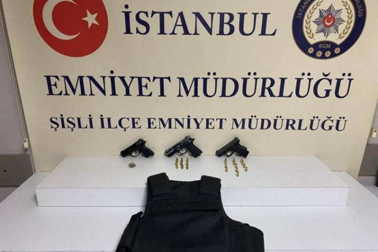 İstanbul'da taksi durağına sliahlı saldırı d&uuml;zenleyen kişi tutuklandı!