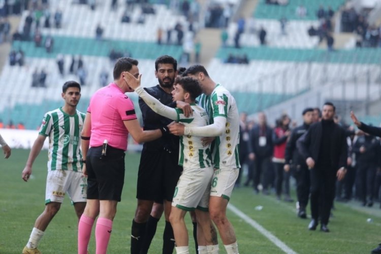 &Ccedil;ağatay Yılmaz kadro dışı!