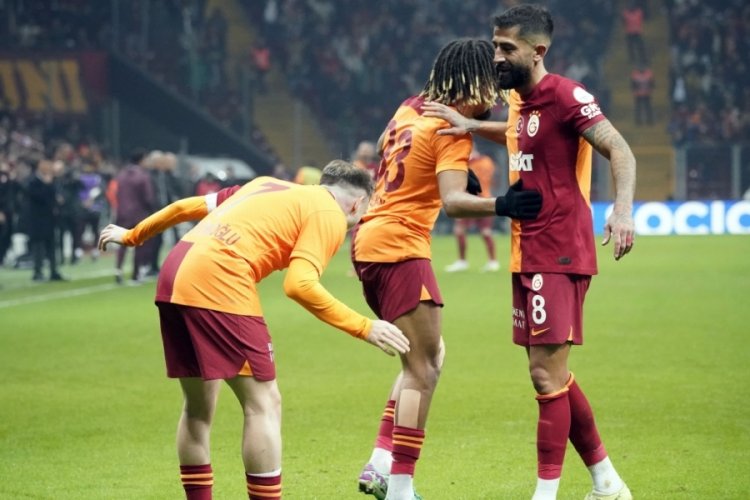Galatasaray'dan ligde &uuml;st &uuml;ste 4. galibiyet