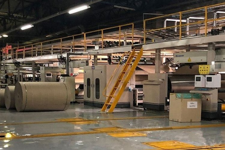 Bartın'da &uuml;zerine koli d&uuml;şen iş&ccedil;i yaralandı!