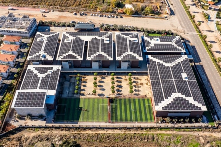 CW Enerji eğitim kurumlarının da geleceğini yeşil enerji ile şekillendiriyor
