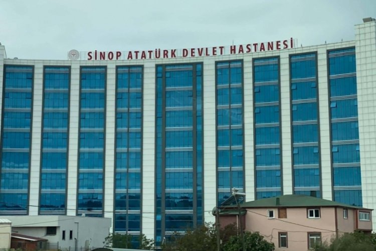 Sinop'ta 4. kattan d&uuml;şen &uuml;niversite &ouml;ğrencisi yaralandı