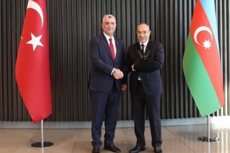 Bakan Bolat, Azerbaycan Ekonomi Bakanı Cabbarov ile bir araya geldi