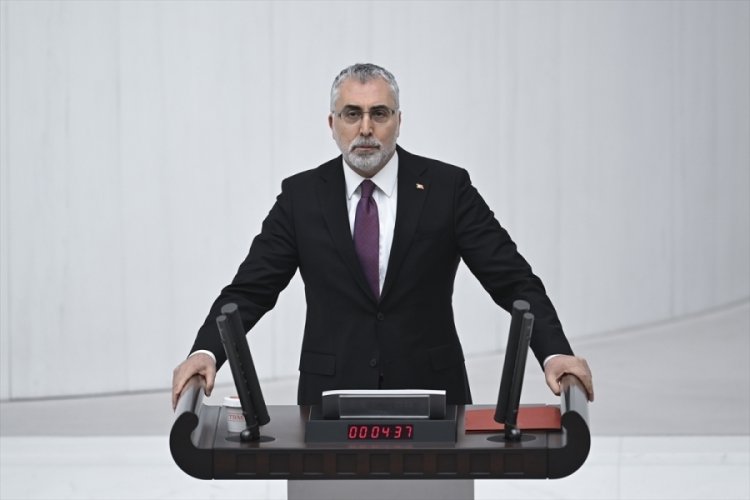 Bakan Işıkhan'dan asgari &uuml;cret a&ccedil;ıklaması