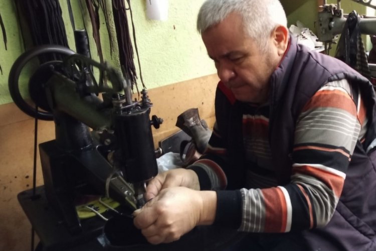 Yıllardır baba mesleğini yaşatıyor
