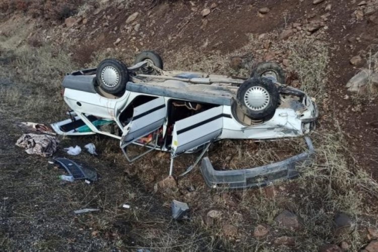Kontrolden &ccedil;ıkan otomobil takla attı: 4 yaralı