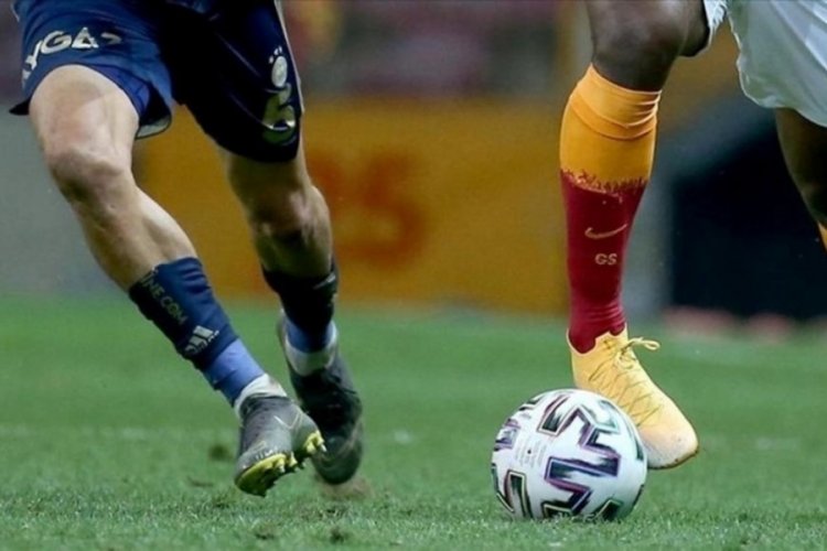 Yapay zeka Fenerbah&ccedil;e-Galatasaray derbisinin skorunu a&ccedil;ıkladı!