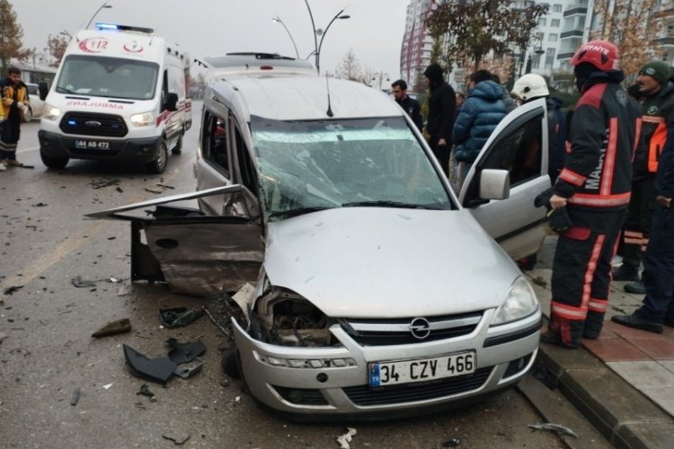 Malatya'da trafik kazasında 1 kişi hayatını kaybetti