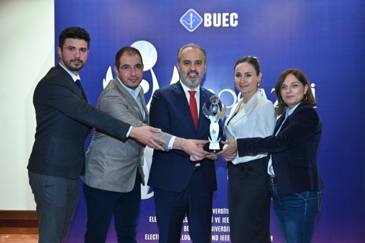 'Yılın &Ccedil;evreci Yerel Y&ouml;netimi' &ouml;d&uuml;l&uuml; Bursa'ya