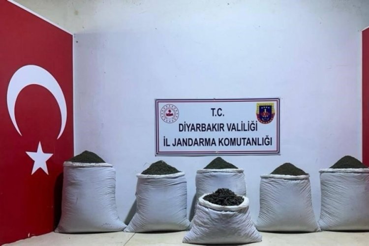Diyarbakır'da 123 kilogram esrar ele ge&ccedil;irildi