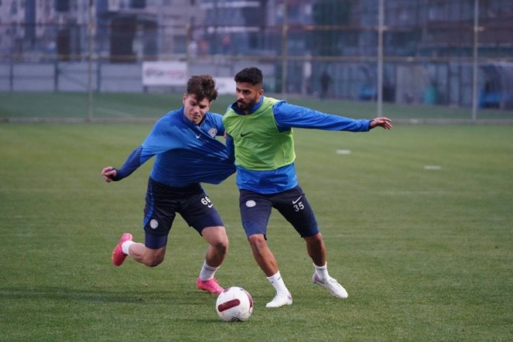 &Ccedil;aykur Rizespor'da Kasımpaşa ma&ccedil;ı hazırlıkları başladı
