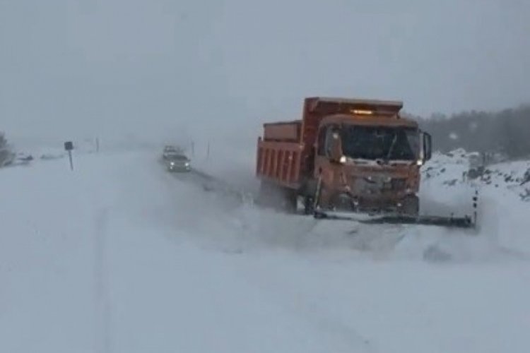 Bing&ouml;l-Erzurum yolu ulaşıma kapandı