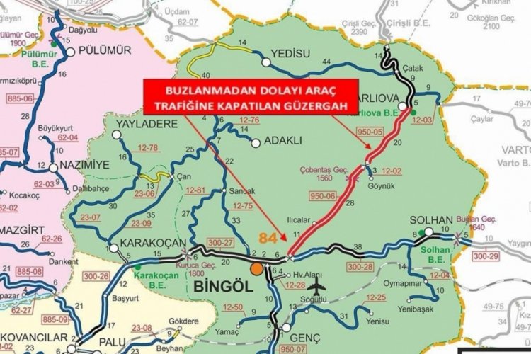 Bing&ouml;l-Erzurum karayolu buzlanma nedeniyle ara&ccedil; trafiğine kapatıldı