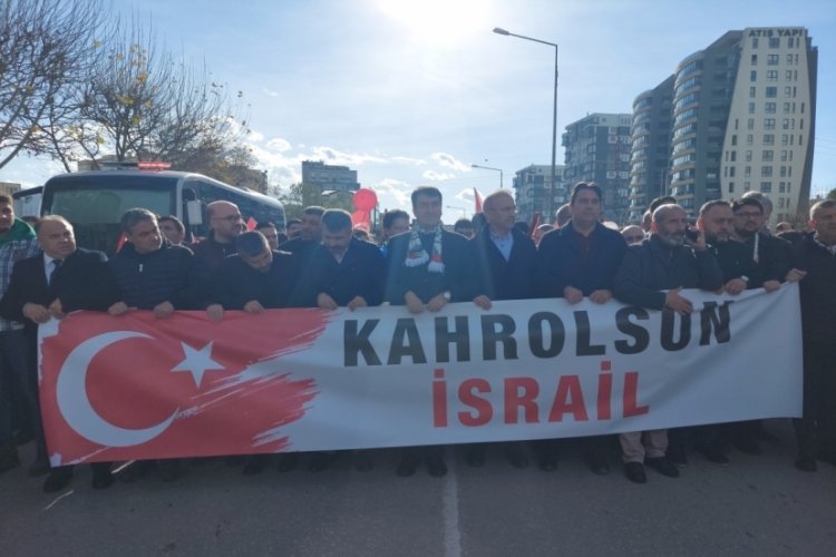 Bursa'da 'Filistin'e &ouml;zg&uuml;rl&uuml;k' y&uuml;r&uuml;y&uuml;ş&uuml;